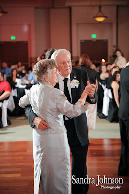 Best Lake Mary Events Center Wedding photographer - Sandra Johnson (SJFoto.com)